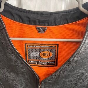 First Classics Leather Motorcycle Vest Biker Studded Black Mens Size L